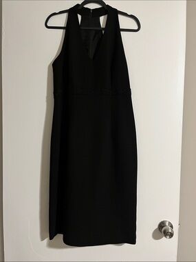 Donna Morgan Black Sleeveless Midi Dress with Subtle Waist Detail